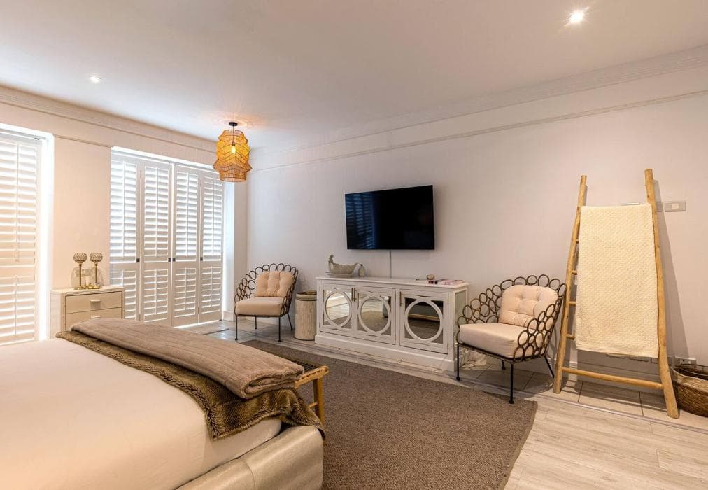 Clifton Mansion Villa