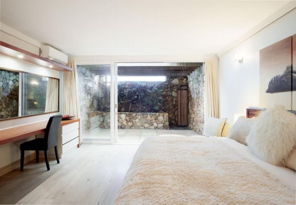 Glen Beach Bungalow -Main House