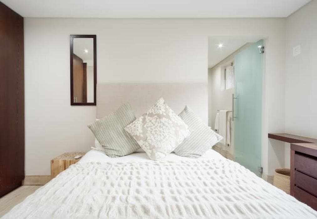 Glen Beach Bungalow -Main House