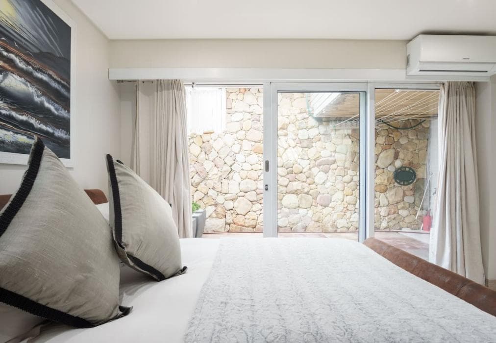 Glen Beach Bungalow -Main House