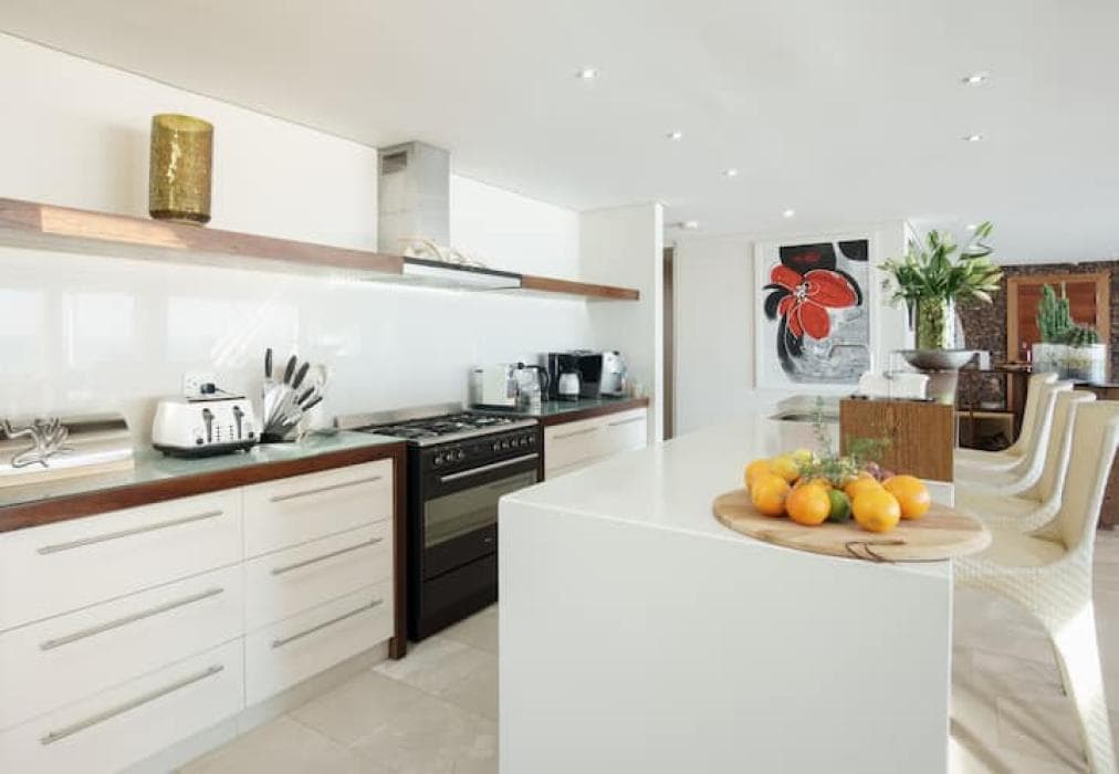 Glen Beach Bungalow -Main House