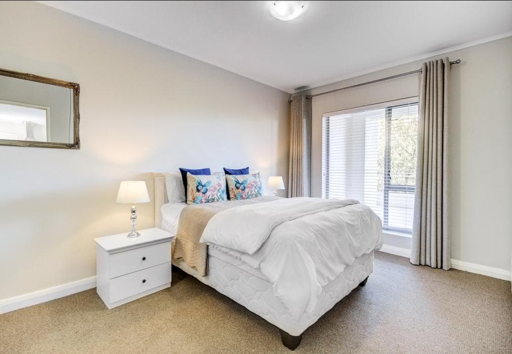 Mayfair 3 Bedroom Apartment