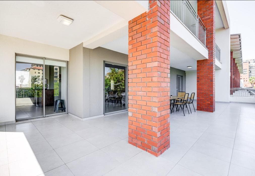 Mayfair 3 Bedroom Apartment