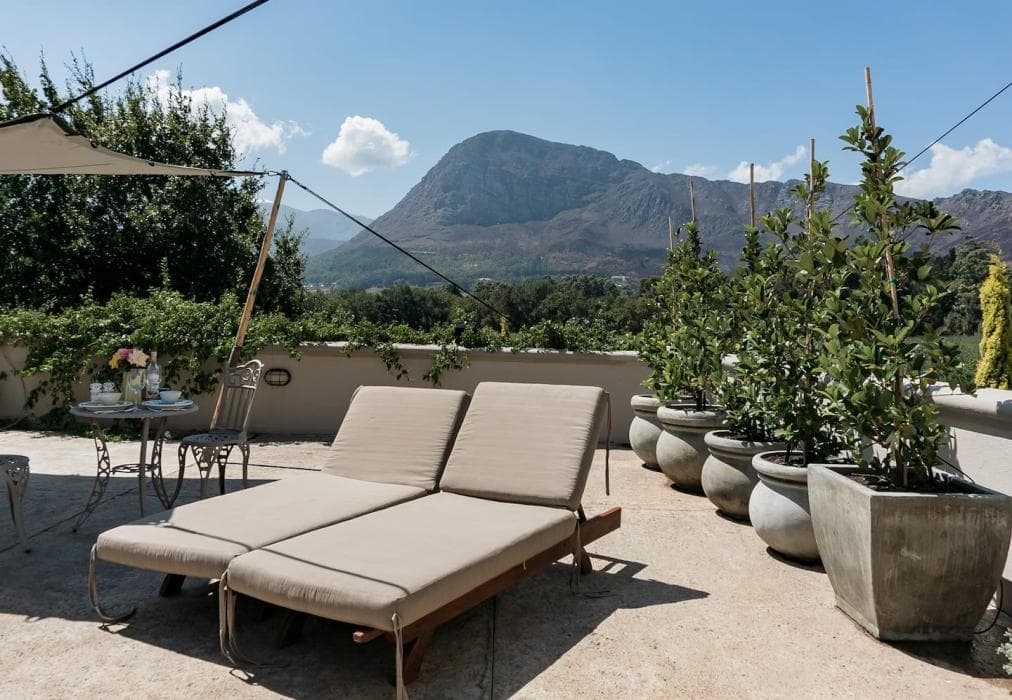 Rooftop Terrace Suite - Sandstone