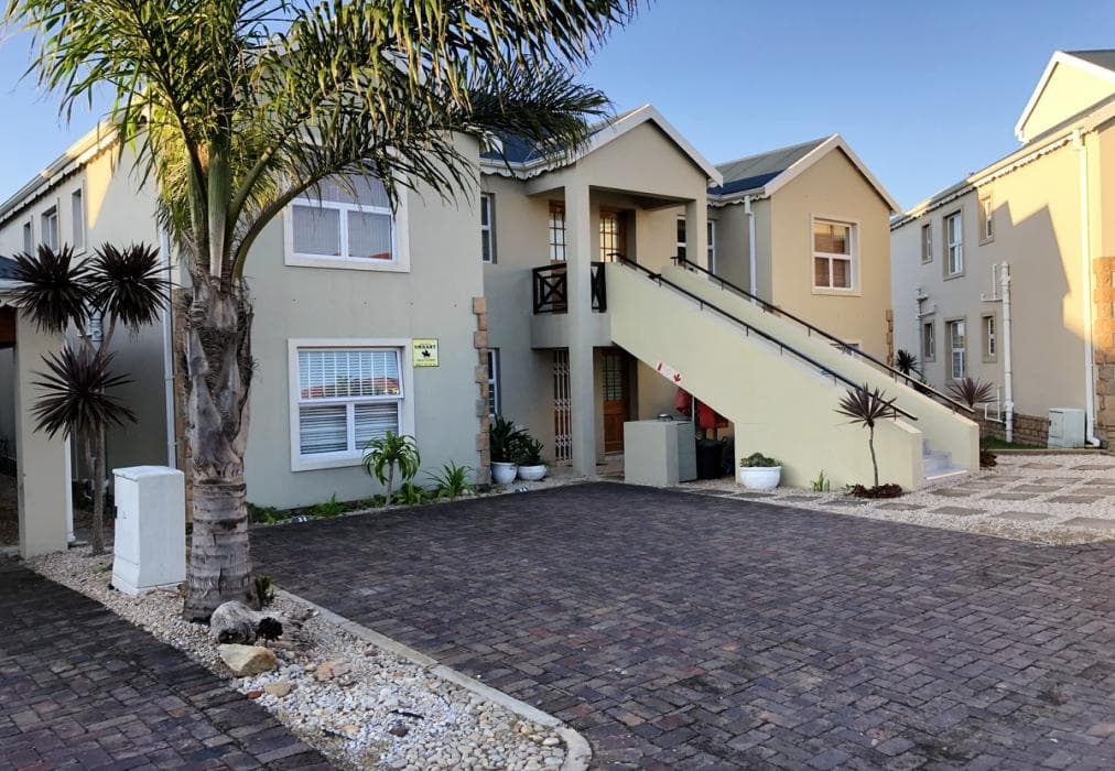 Jamaican Palms 21 Marina Martinique