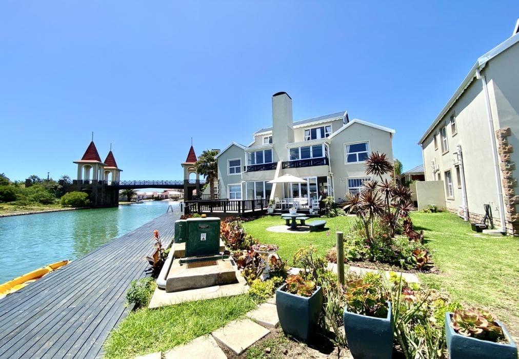 Jamaican Palms 21 Marina Martinique