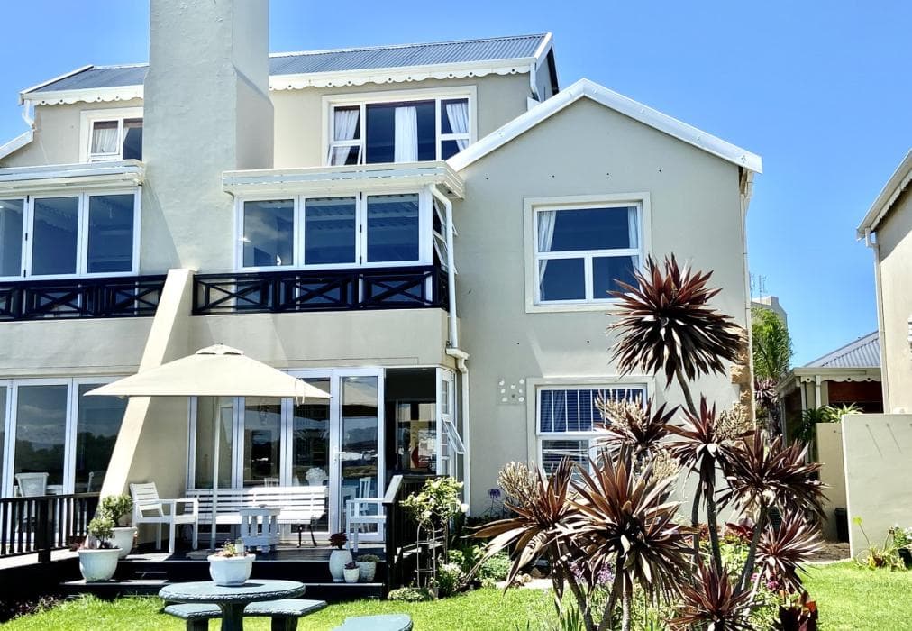 Jamaican Palms 21 Marina Martinique