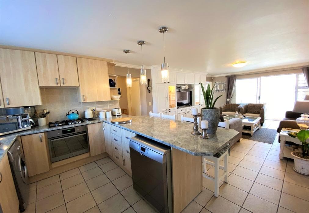 Jamaican Palms 21 Marina Martinique