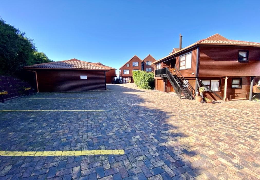 Houtboschbay 23 Hummingbird House Aston