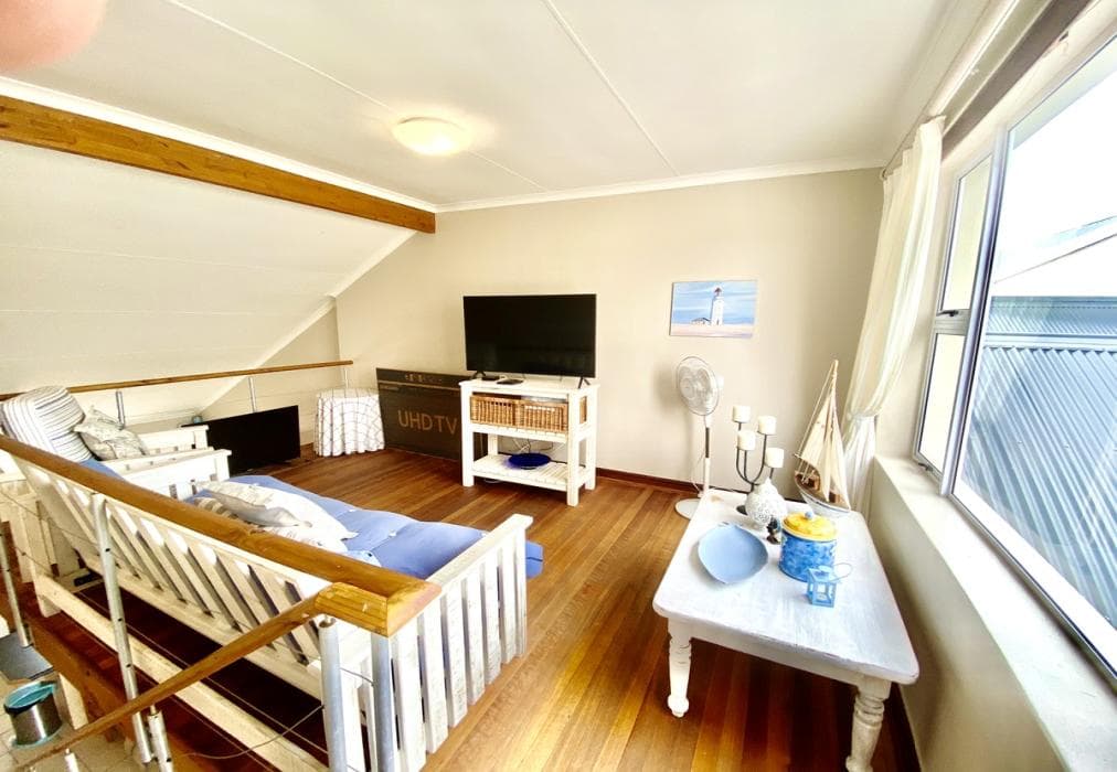 Jamaican Palms 23 Marina Martinique