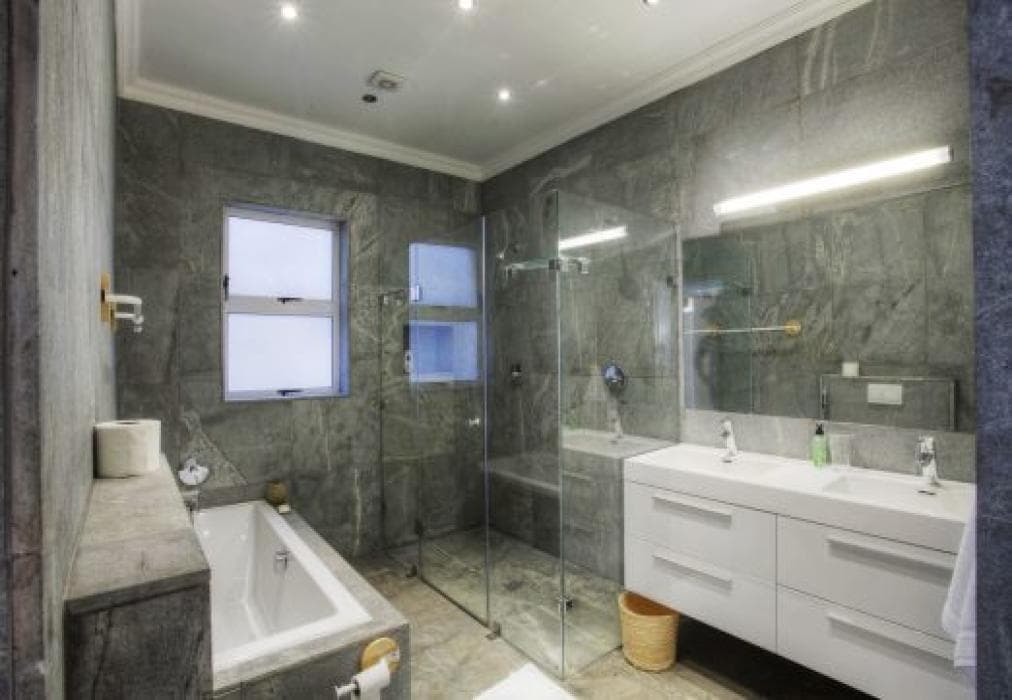 Valentine Villa, Oranjezicht