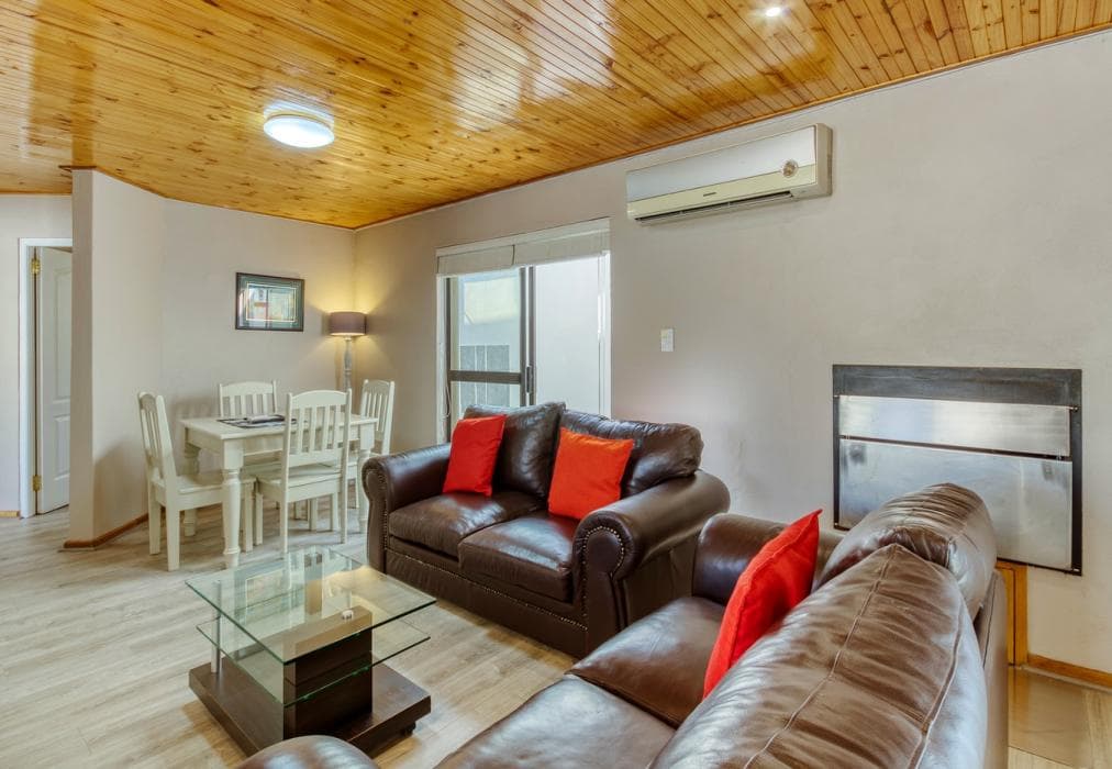 De Beers Road Apartment