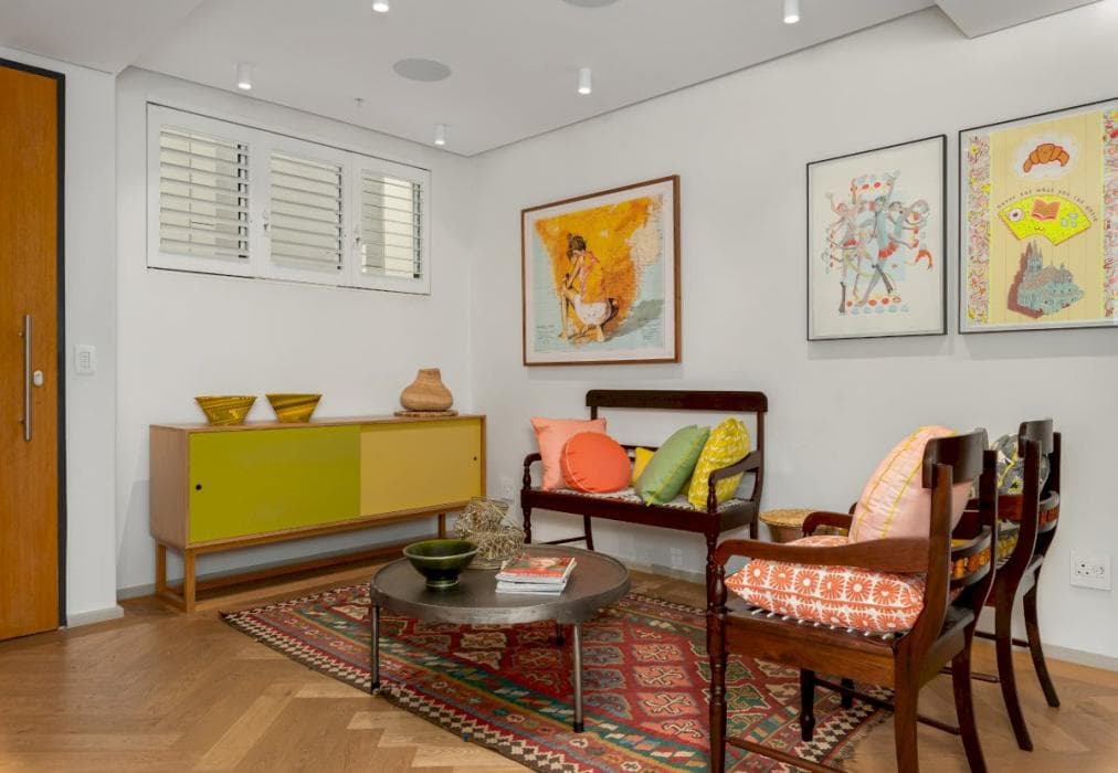 Penthouse with Postcard Views and Artistic Flair