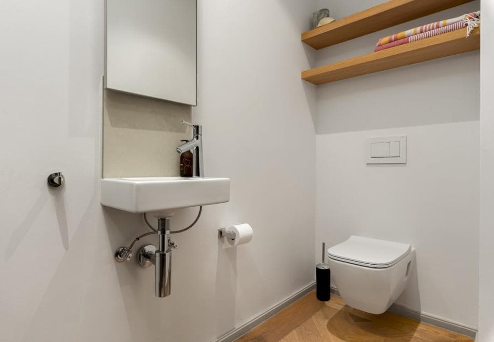 Penthouse with Postcard Views and Artistic Flair