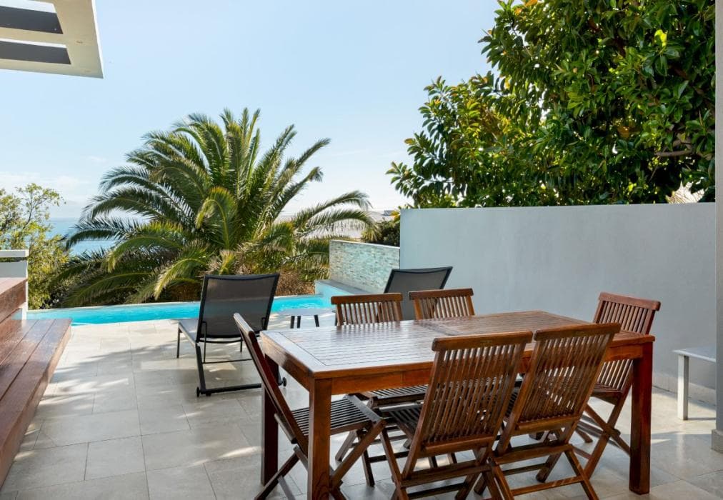 Camps Bay Villa With Ocean Views and Pool