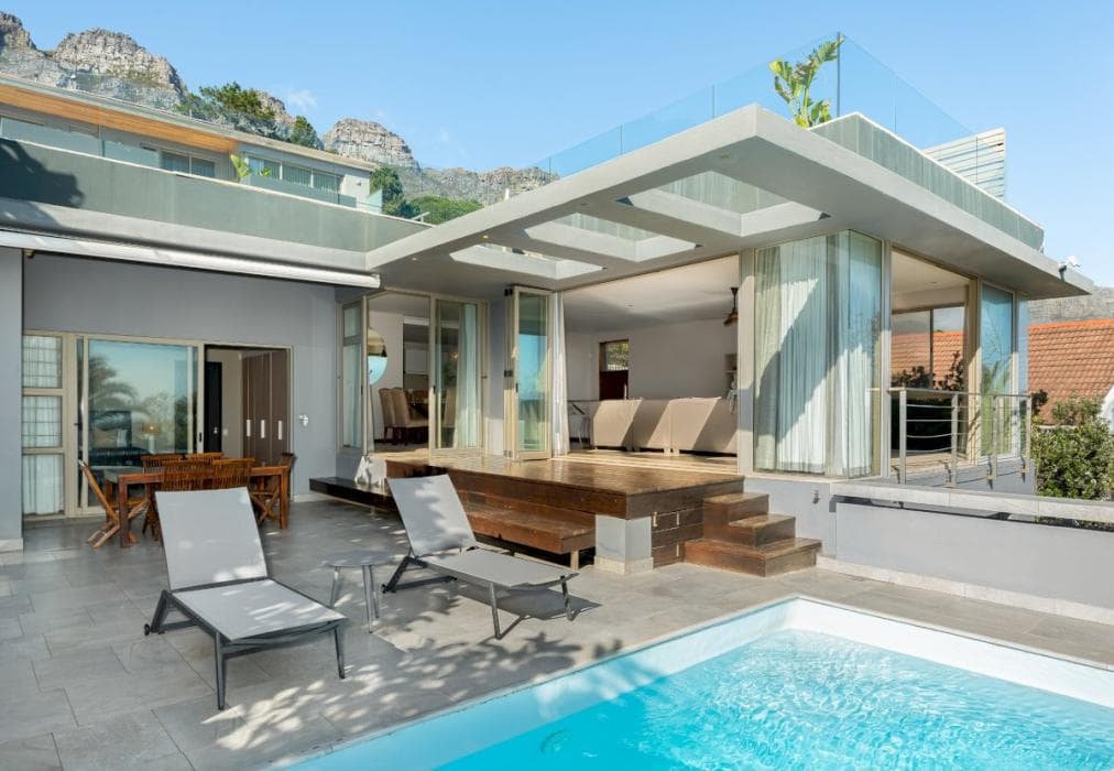 Camps Bay Villa With Ocean Views and Pool