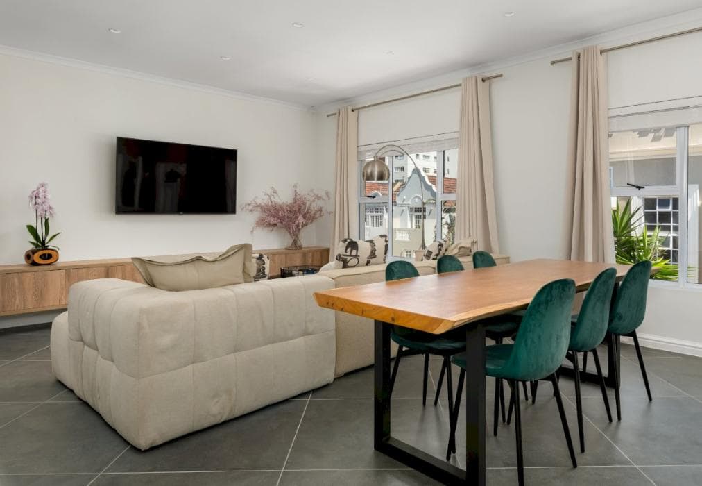 Modern Elegance In Beautiful Seapoint