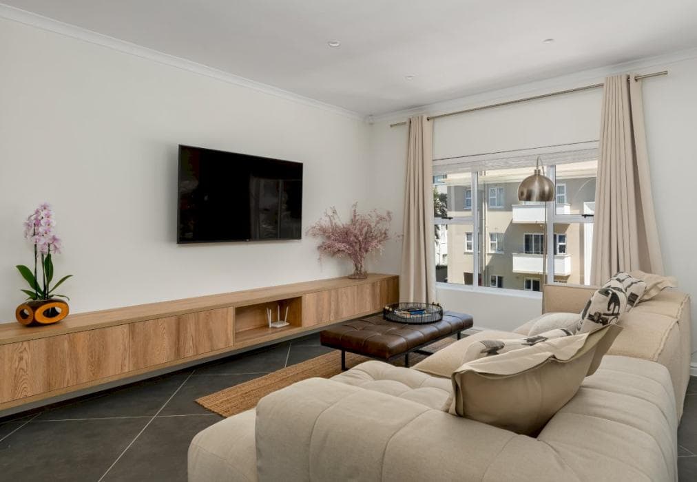 Modern Elegance In Beautiful Seapoint