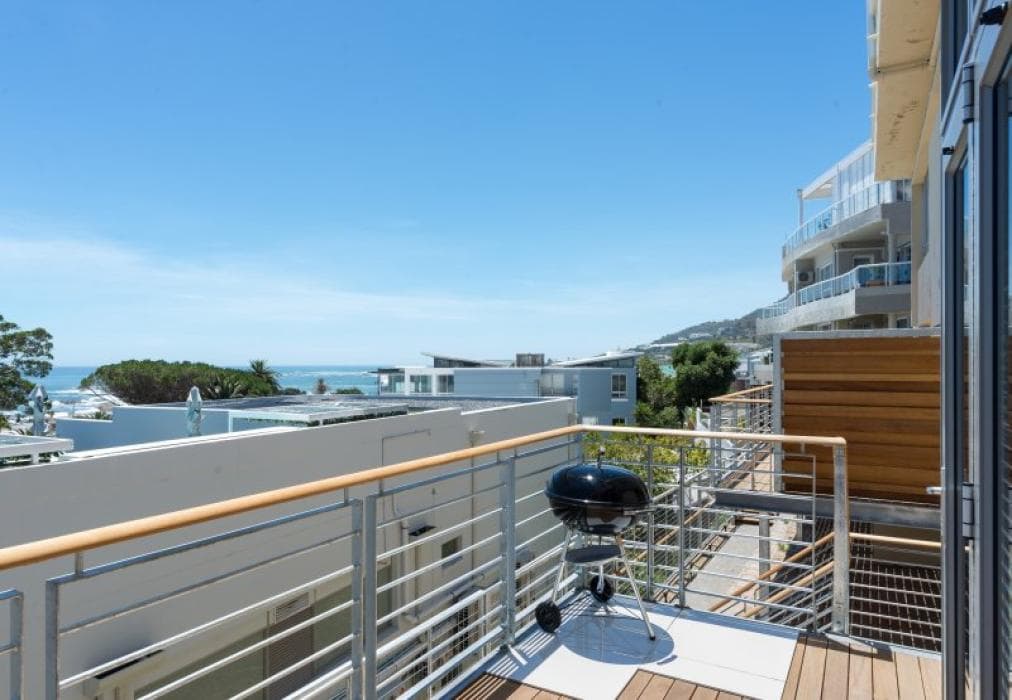 Sunny Camps Bay Retreat