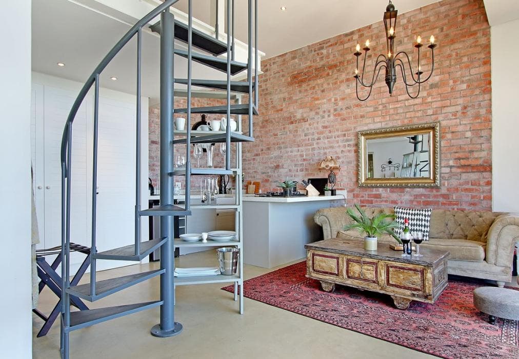 Tranquil Azure Retreat