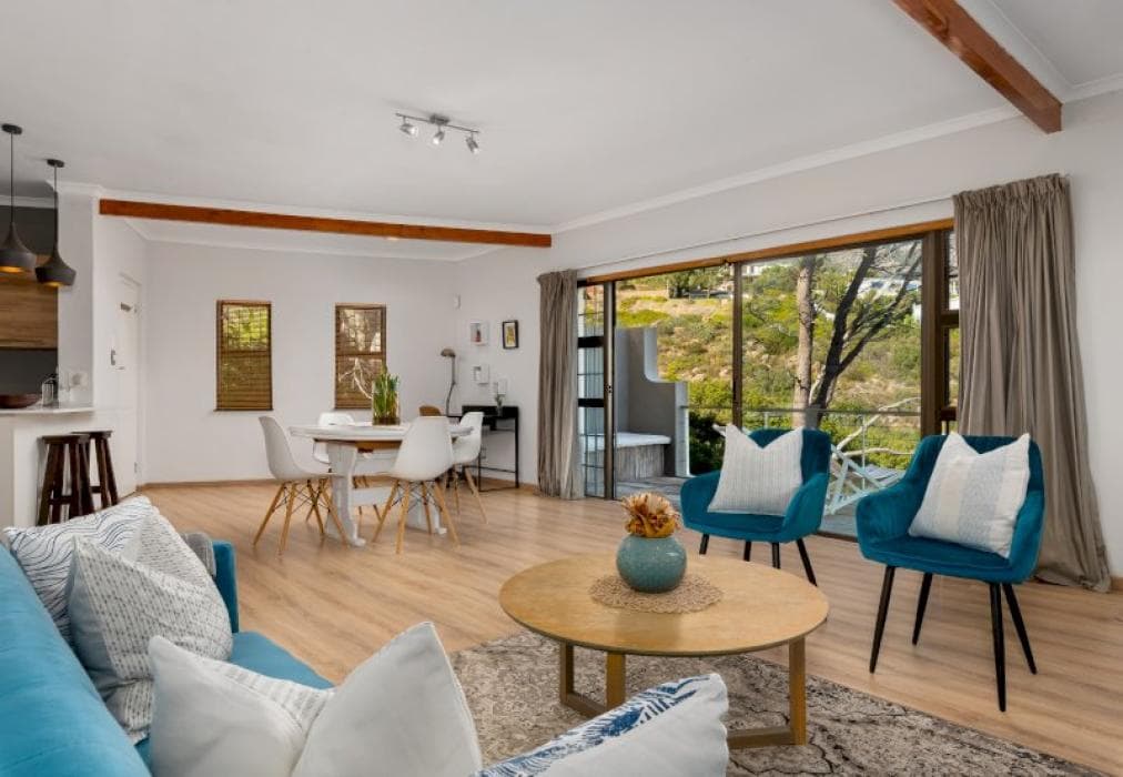 Camps Bay Bliss With Mountain Views