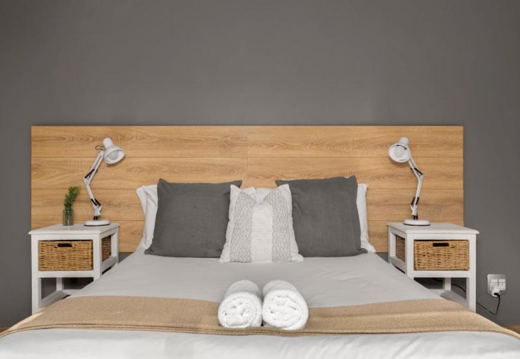 Camps Bay Bliss With Mountain Views