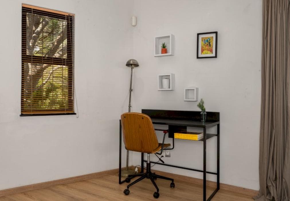 Camps Bay Bliss With Mountain Views