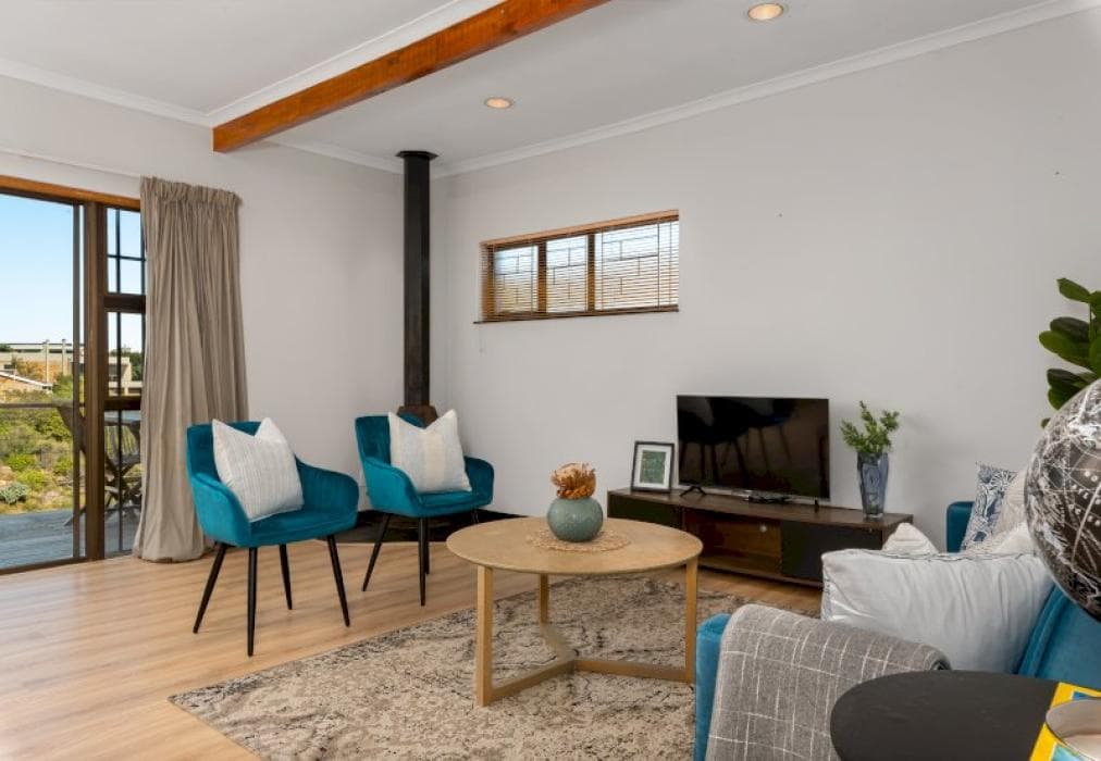 Camps Bay Bliss With Mountain Views