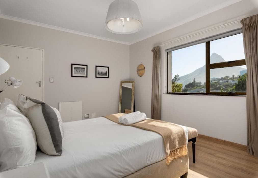 Camps Bay Bliss With Mountain Views