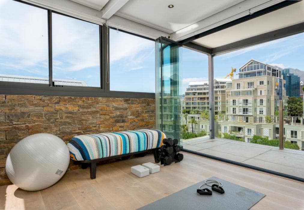 Luxury V&A Penthouse