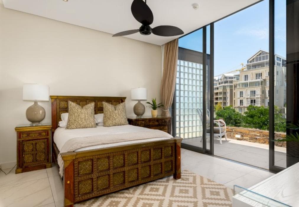 Luxury V&A Penthouse