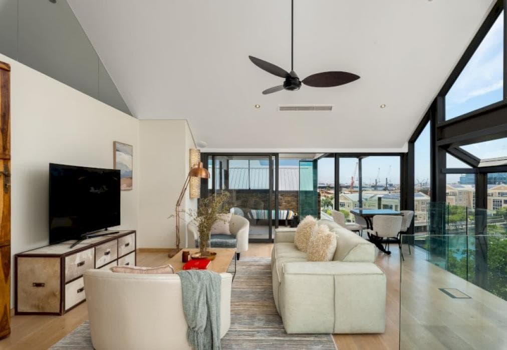 Luxury V&A Penthouse