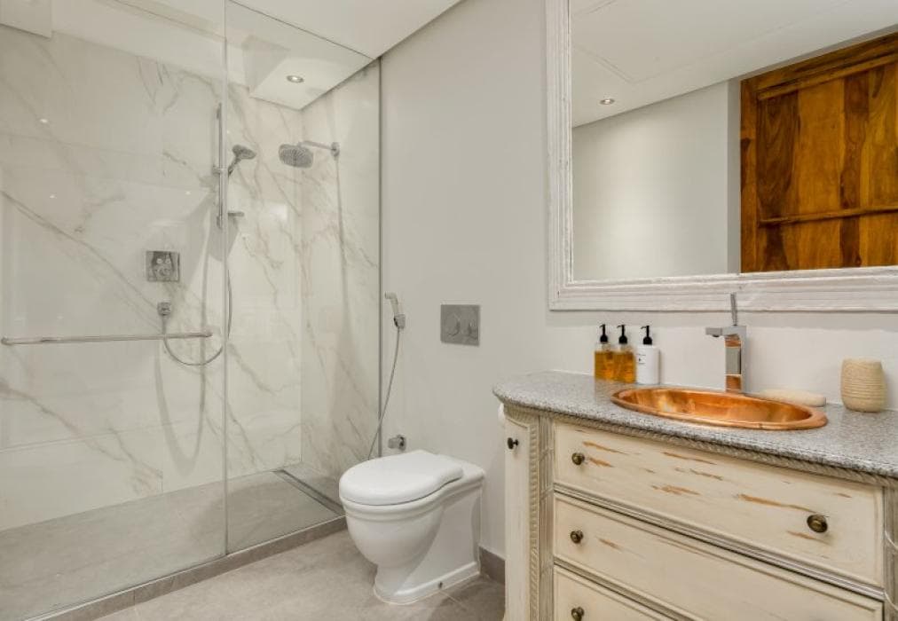 Luxury V&A Penthouse