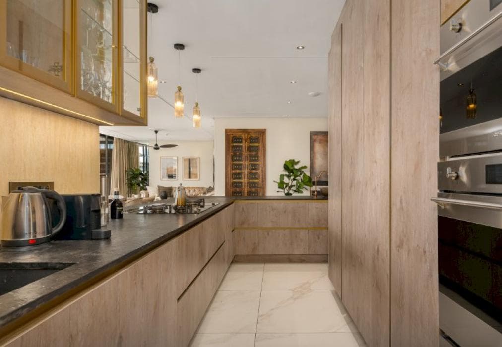 Luxury V&A Penthouse