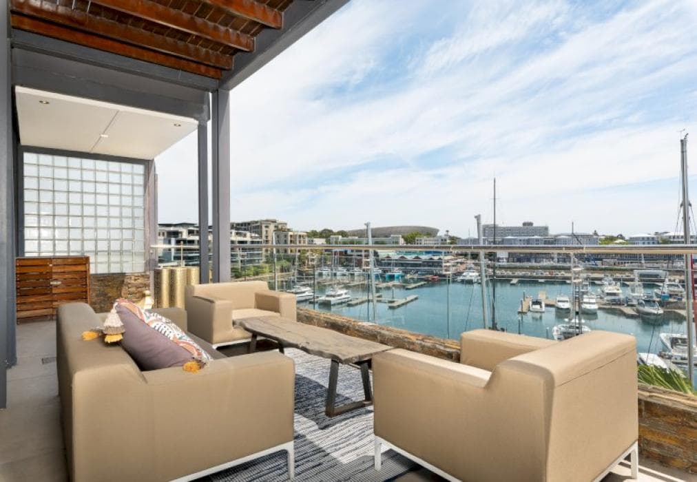Luxury V&A Penthouse