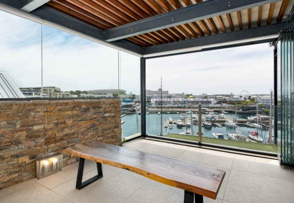 Luxury V&A Penthouse