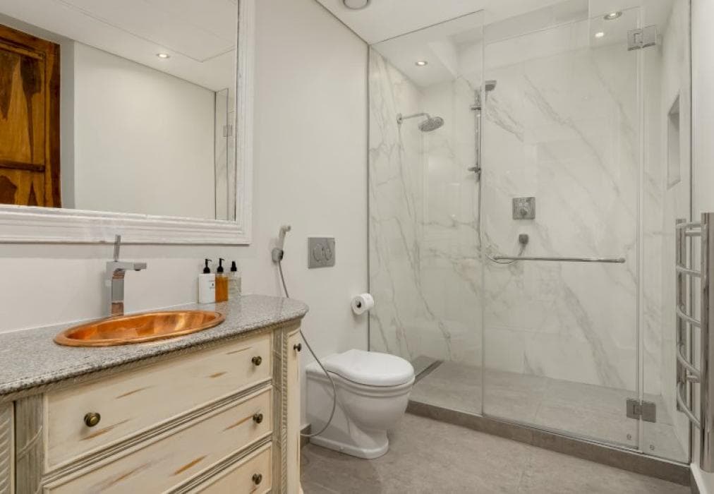 Luxury V&A Penthouse