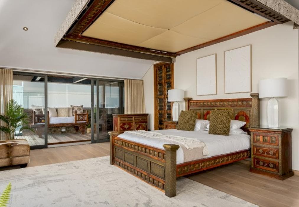 Luxury V&A Penthouse