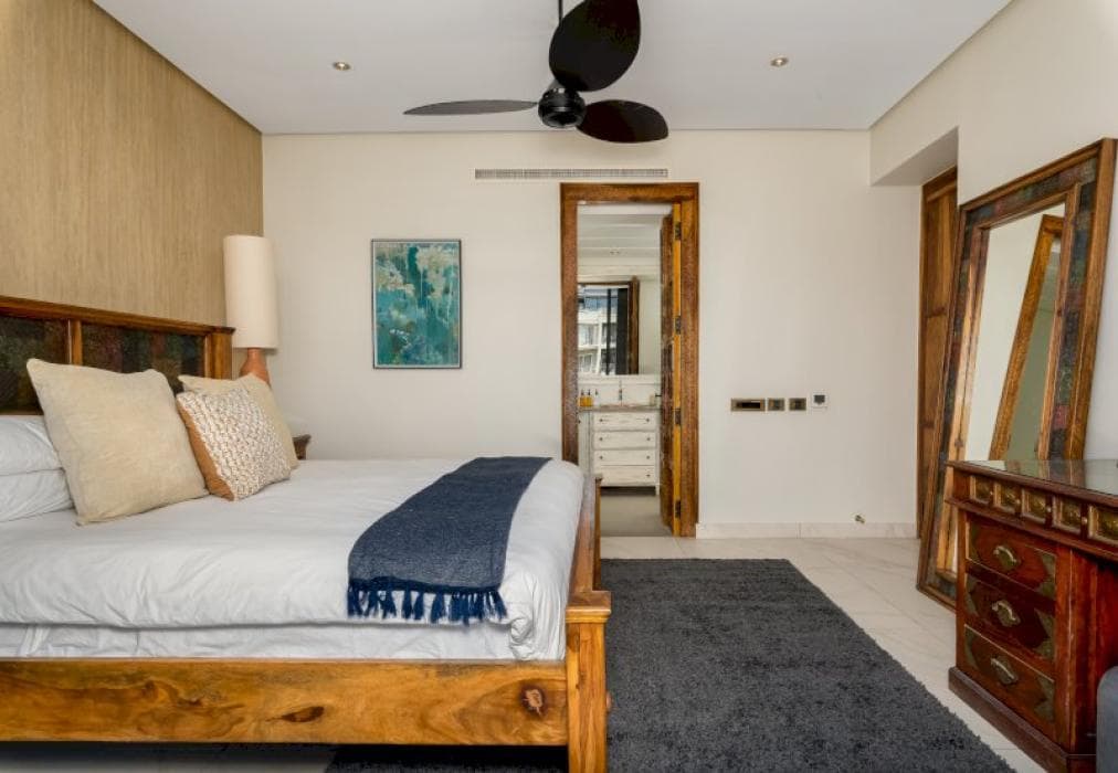 Luxury V&A Penthouse