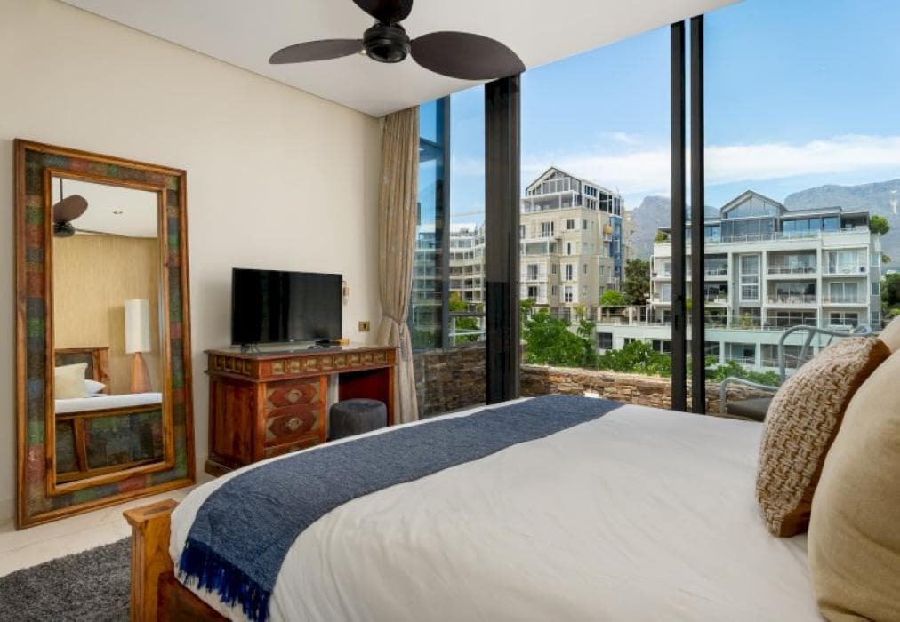 Luxury V&A Penthouse