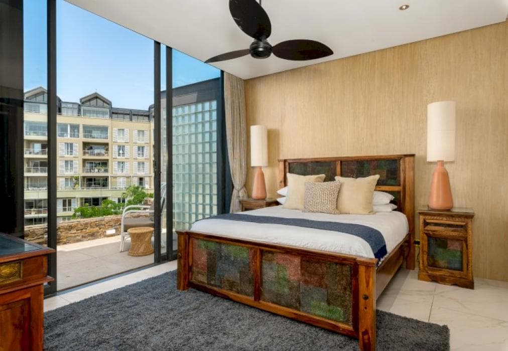 Luxury V&A Penthouse