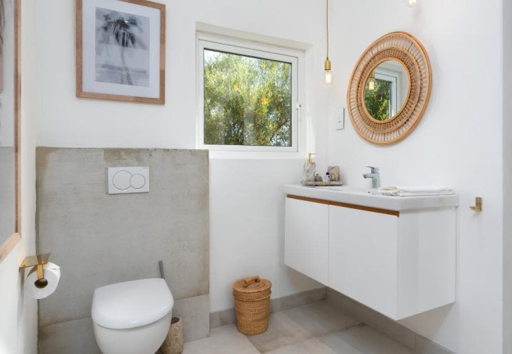 Minimalist Island Inspired Apartment