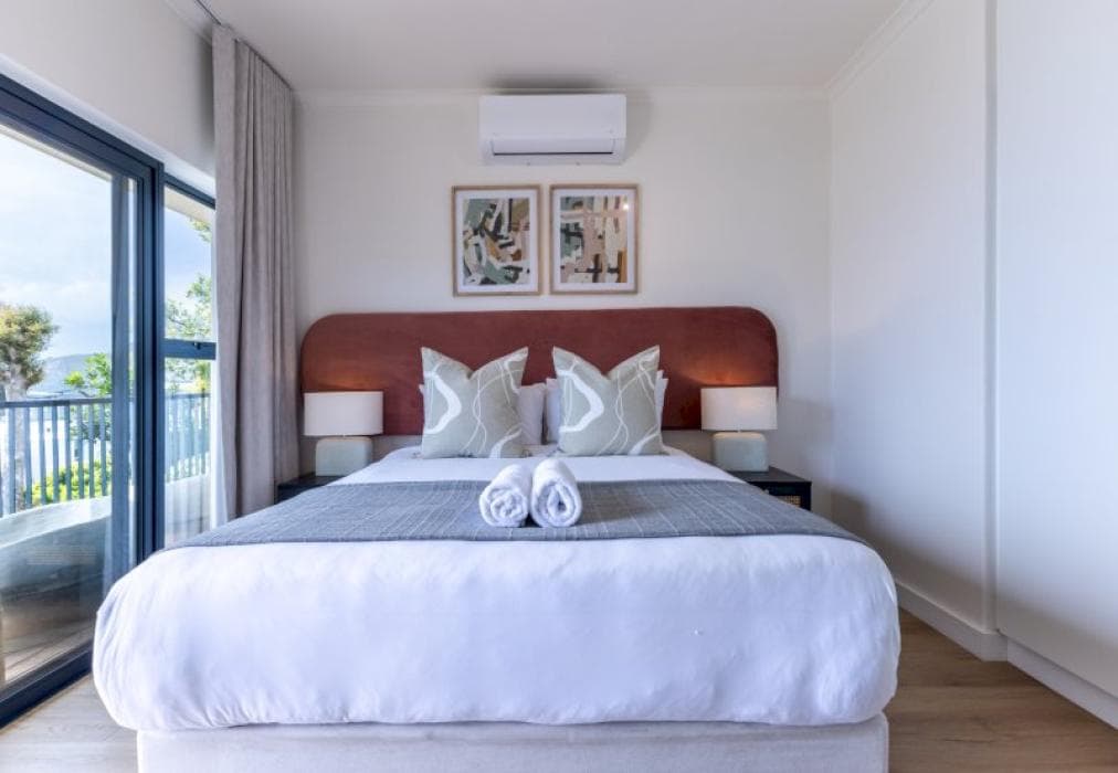 Luxury 6 Bed Camps Bay Villa