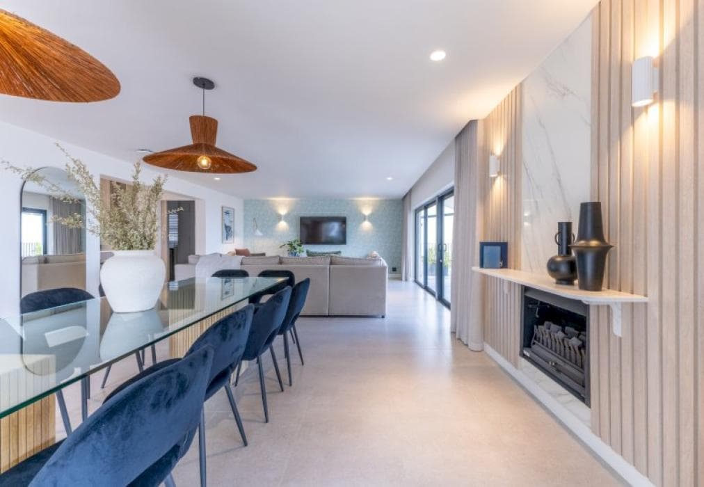 Luxury 6 Bed Camps Bay Villa