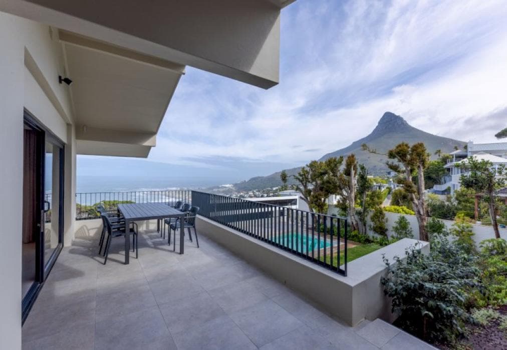 Luxury 6 Bed Camps Bay Villa