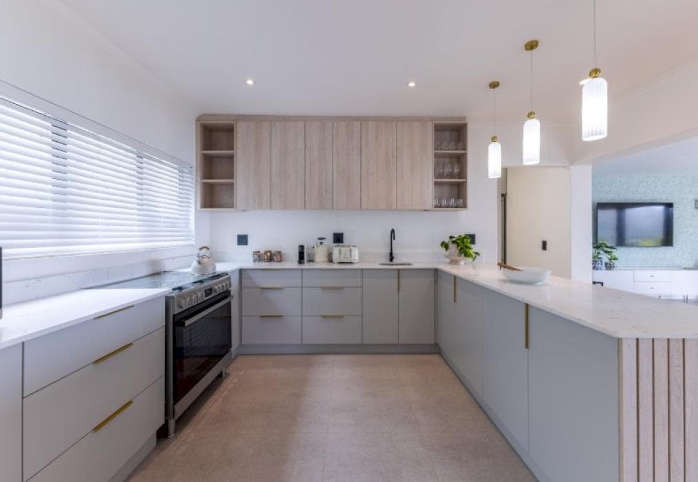 Luxury 6 Bed Camps Bay Villa