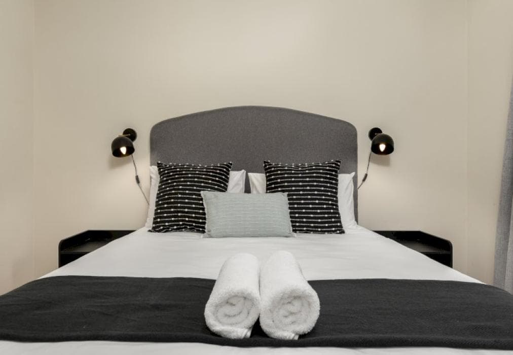 Designer Apartment in Heart of CBD