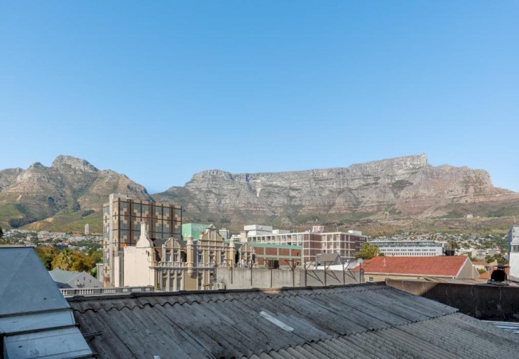 Designer Apartment in Heart of CBD