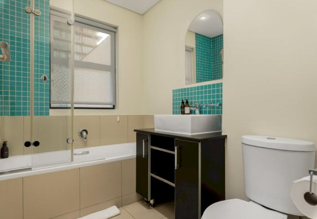 Designer Apartment in Heart of CBD