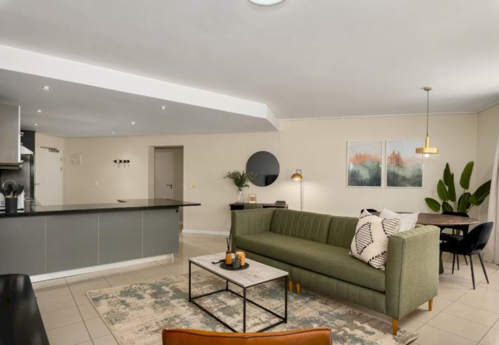 Designer Apartment in Heart of CBD